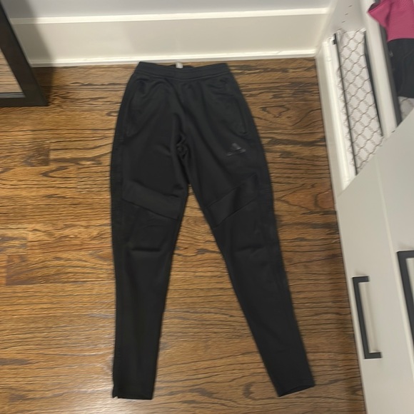 soccer pants - Picture 1 of 1